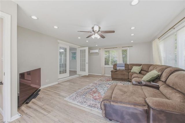 3124 Winchester LN, Virginia Beach, VA 23452