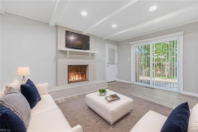 3124 Winchester LN, Virginia Beach, VA 23452