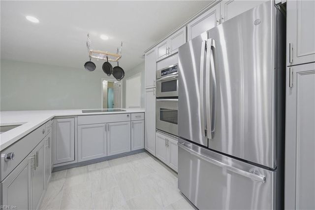3124 Winchester LN, Virginia Beach, VA 23452