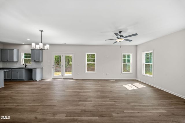 254 Traveller Way, Raeford, NC 28376