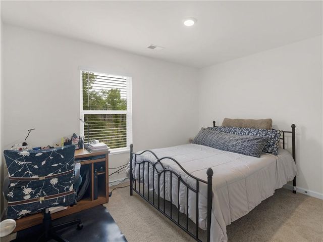 104 Waratah Drive, Locust Grove, GA 30248