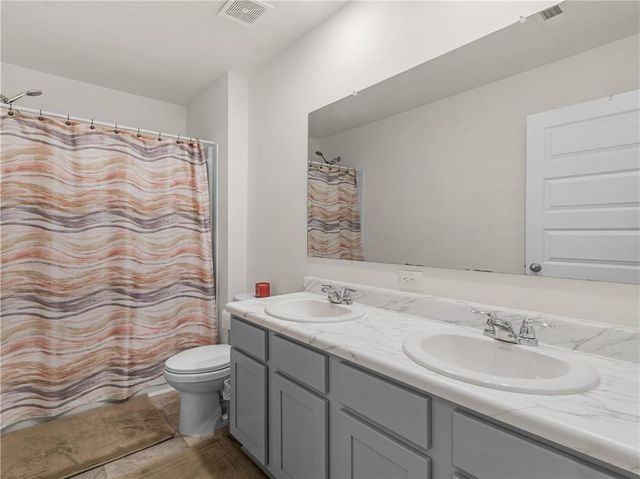 104 Waratah Drive, Locust Grove, GA 30248