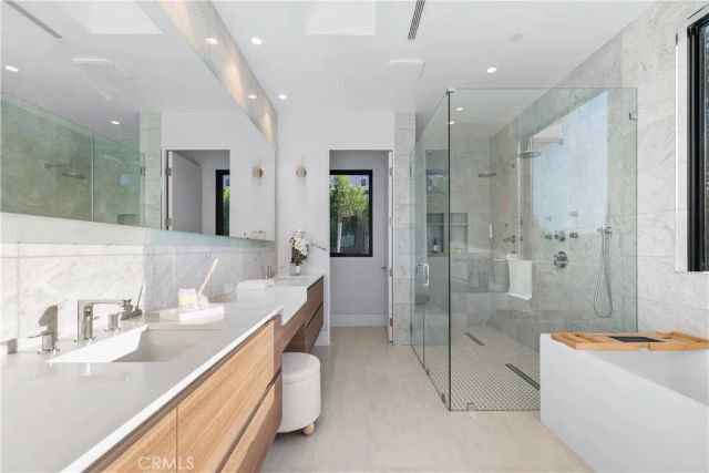 4437 Calhoun Avenue, Sherman Oaks, CA 91423