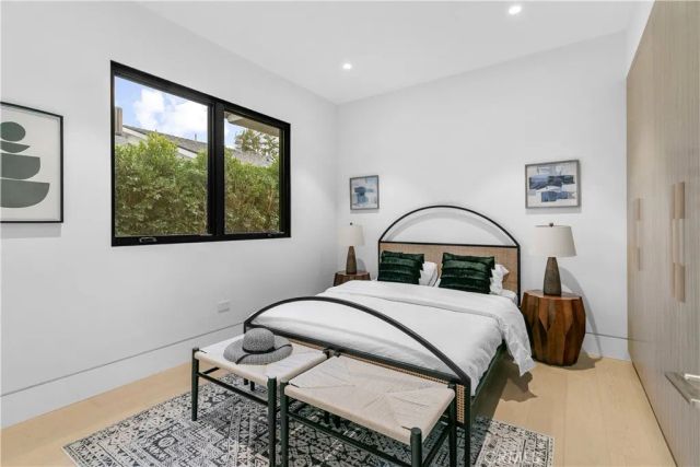 4437 Calhoun Avenue, Sherman Oaks, CA 91423