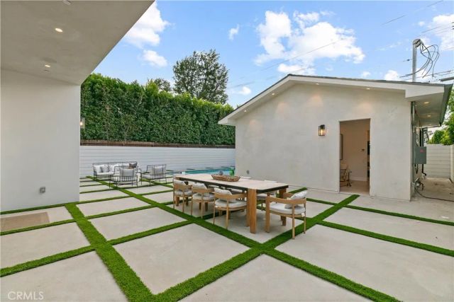 4437 Calhoun Avenue, Sherman Oaks, CA 91423