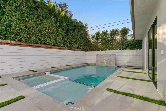 4437 Calhoun Avenue, Sherman Oaks, CA 91423