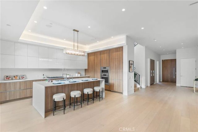 4437 Calhoun Avenue, Sherman Oaks, CA 91423