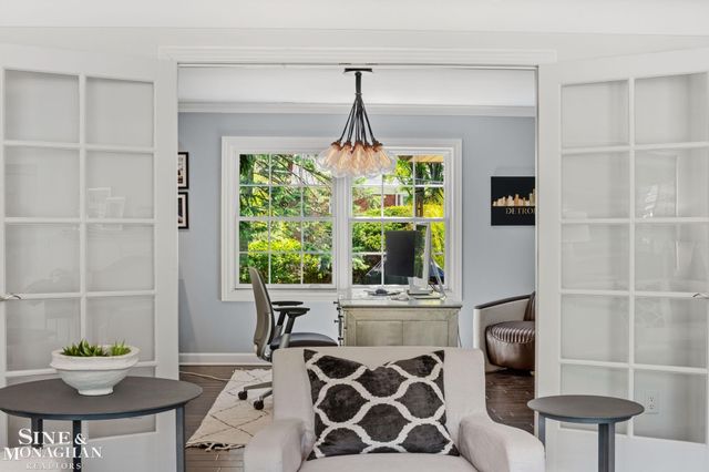 264 Grosse Pointe Boulevard, Grosse Pointe Farms, MI 48236