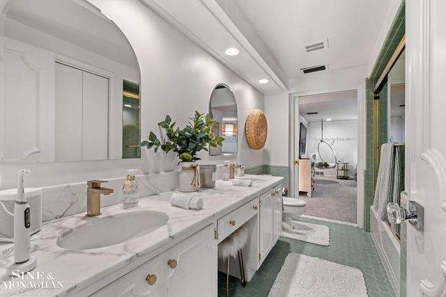 264 Grosse Pointe Boulevard, Grosse Pointe Farms, MI 48236