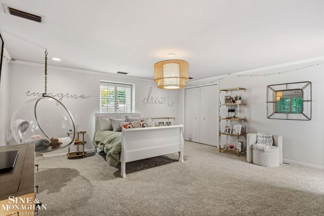 264 Grosse Pointe Boulevard, Grosse Pointe Farms, MI 48236