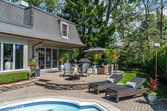 264 Grosse Pointe Boulevard, Grosse Pointe Farms, MI 48236