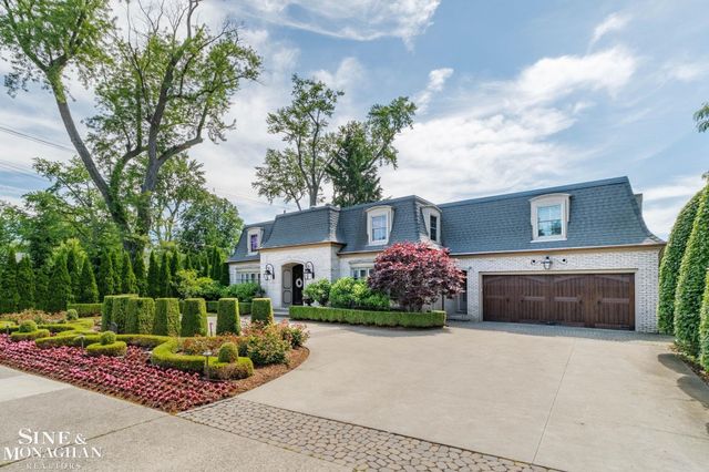264 Grosse Pointe Boulevard, Grosse Pointe Farms, MI 48236
