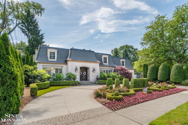 264 Grosse Pointe Boulevard, Grosse Pointe Farms, MI 48236