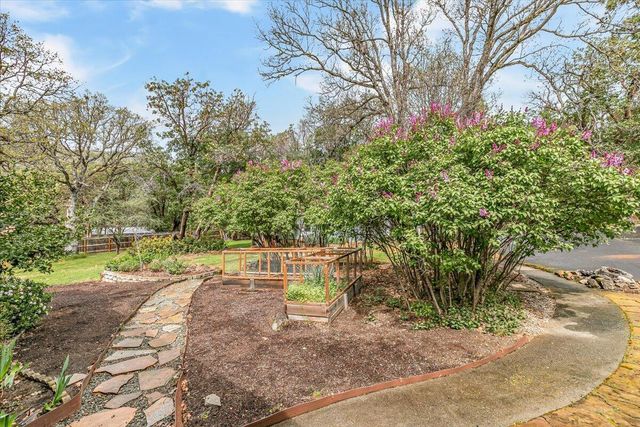 84 Haven Road, Jacksonville, OR 97530