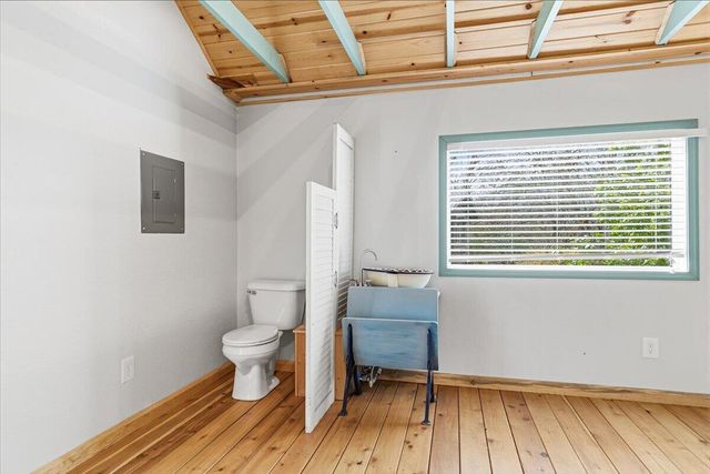 84 Haven Road, Jacksonville, OR 97530