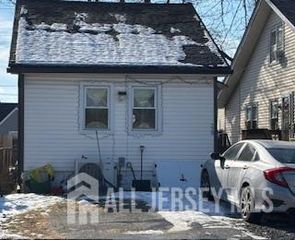 338 shoreland Circle, Old Bridge, NJ 08879