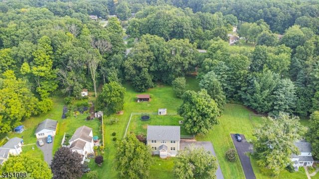 157 Halsey Rd, Hampton Twp., NJ 07860