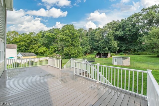 157 Halsey Rd, Hampton Twp., NJ 07860