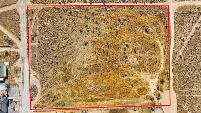 11 Juniper Street, Apple Valley, CA 92307