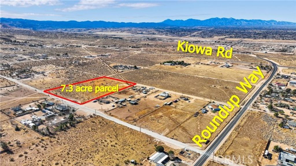 11 Juniper Street, Apple Valley, CA 92307