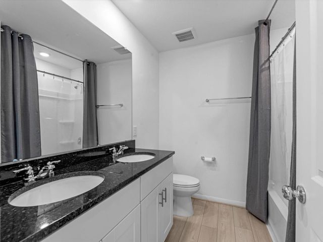 1930 Whispering River Drive, Missouri City, TX 77489