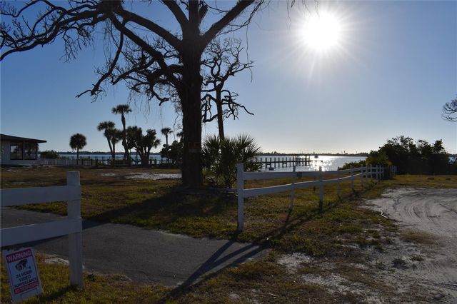 175 W BAY STREET, Englewood, FL 34223