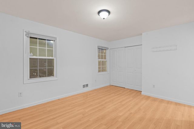 9827 TOWN LN, Manassas, VA 20110