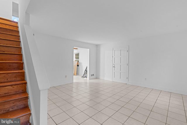 9827 TOWN LN, Manassas, VA 20110