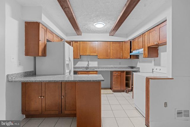 9827 TOWN LN, Manassas, VA 20110