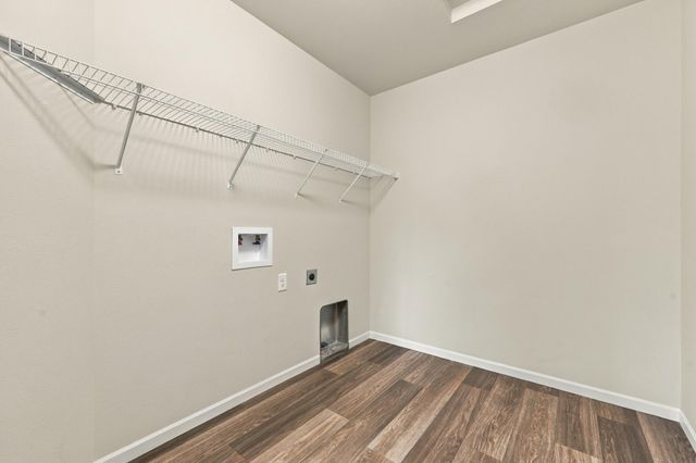 7671 Cub Creek Way, Horace, ND 58047