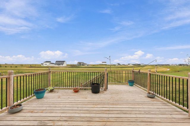 7671 Cub Creek Way, Horace, ND 58047