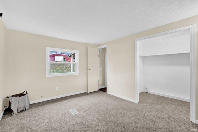 602 Noe Road, Orleans, IN 47452