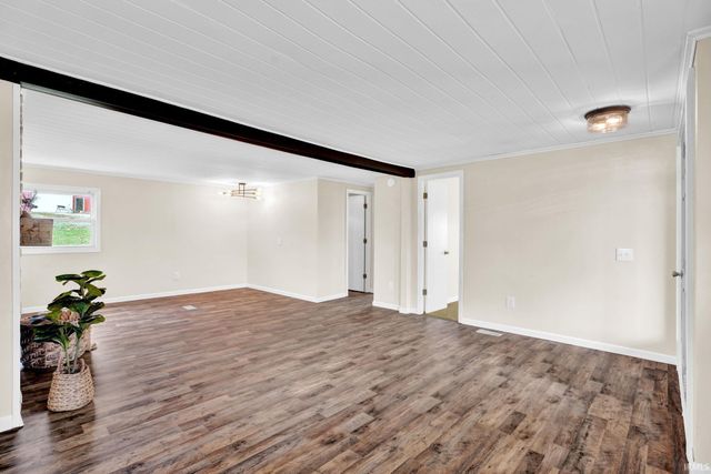 602 Noe Road, Orleans, IN 47452