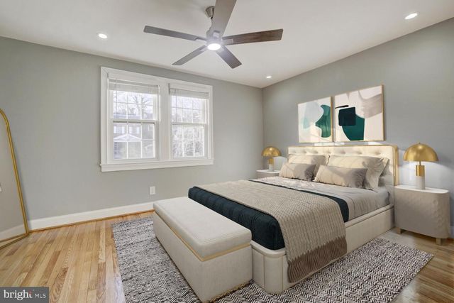 3958 BLAINE ST NE, Washington, DC 20019