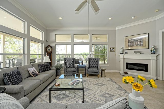 4912 Interlachen LN, Austin, TX 78747