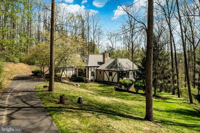 835 COUNTY PARK RD, Pottstown, PA 19465