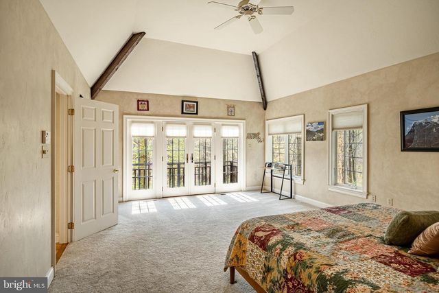 835 COUNTY PARK RD, Pottstown, PA 19465