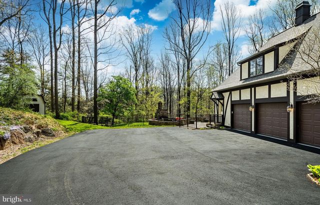 835 COUNTY PARK RD, Pottstown, PA 19465