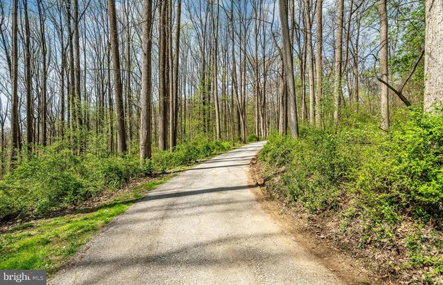 835 COUNTY PARK RD, Pottstown, PA 19465