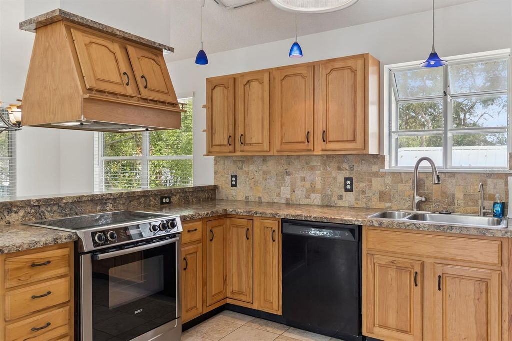 Image 13 of property listing at 11 LISBON STREET, St Augustine, FL 32080
