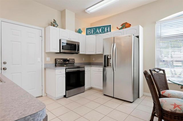 2411 49TH AVENUE E, Bradenton, FL 34203