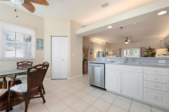 2411 49TH AVENUE E, Bradenton, FL 34203