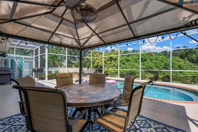 2411 49TH AVENUE E, Bradenton, FL 34203