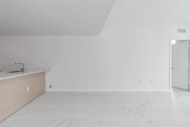 1300 S Miami Ave 3211, Miami, FL 33130