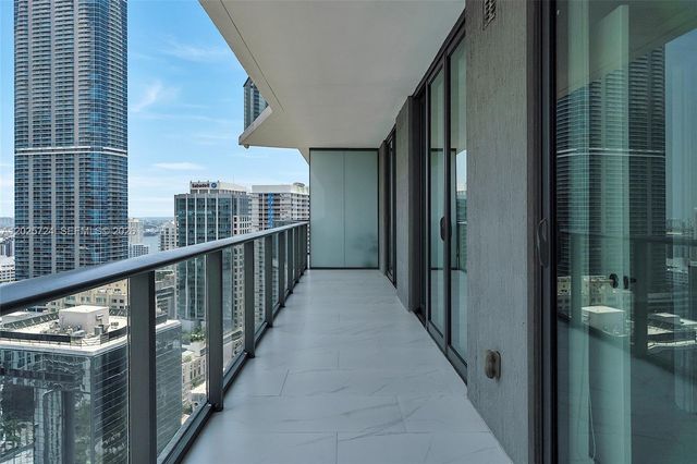 1300 S Miami Ave 3211, Miami, FL 33130
