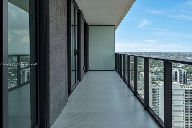 1300 S Miami Ave 3211, Miami, FL 33130