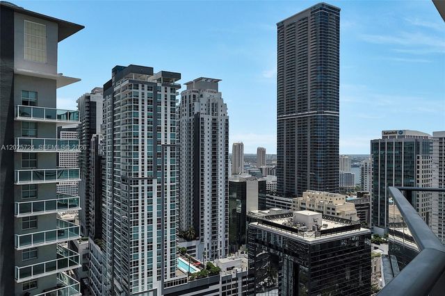 1300 S Miami Ave 3211, Miami, FL 33130