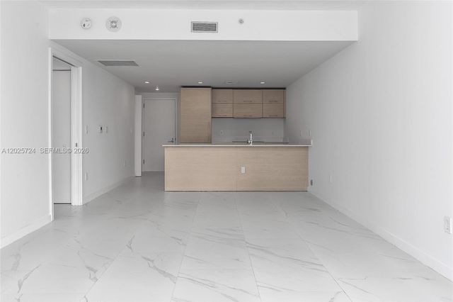 1300 S Miami Ave 3211, Miami, FL 33130