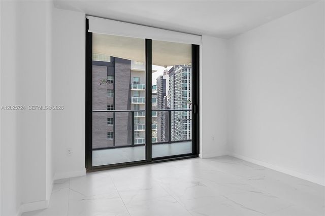1300 S Miami Ave 3211, Miami, FL 33130
