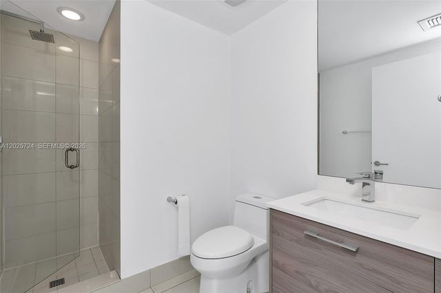 1300 S Miami Ave 3211, Miami, FL 33130